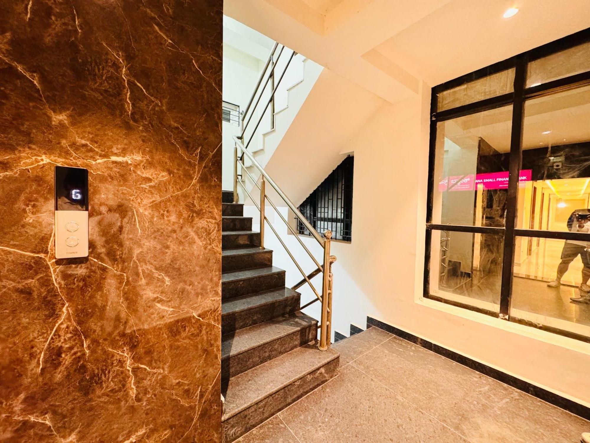 Hotel Star Avenue - Indiranagar بنغالور المظهر الخارجي الصورة