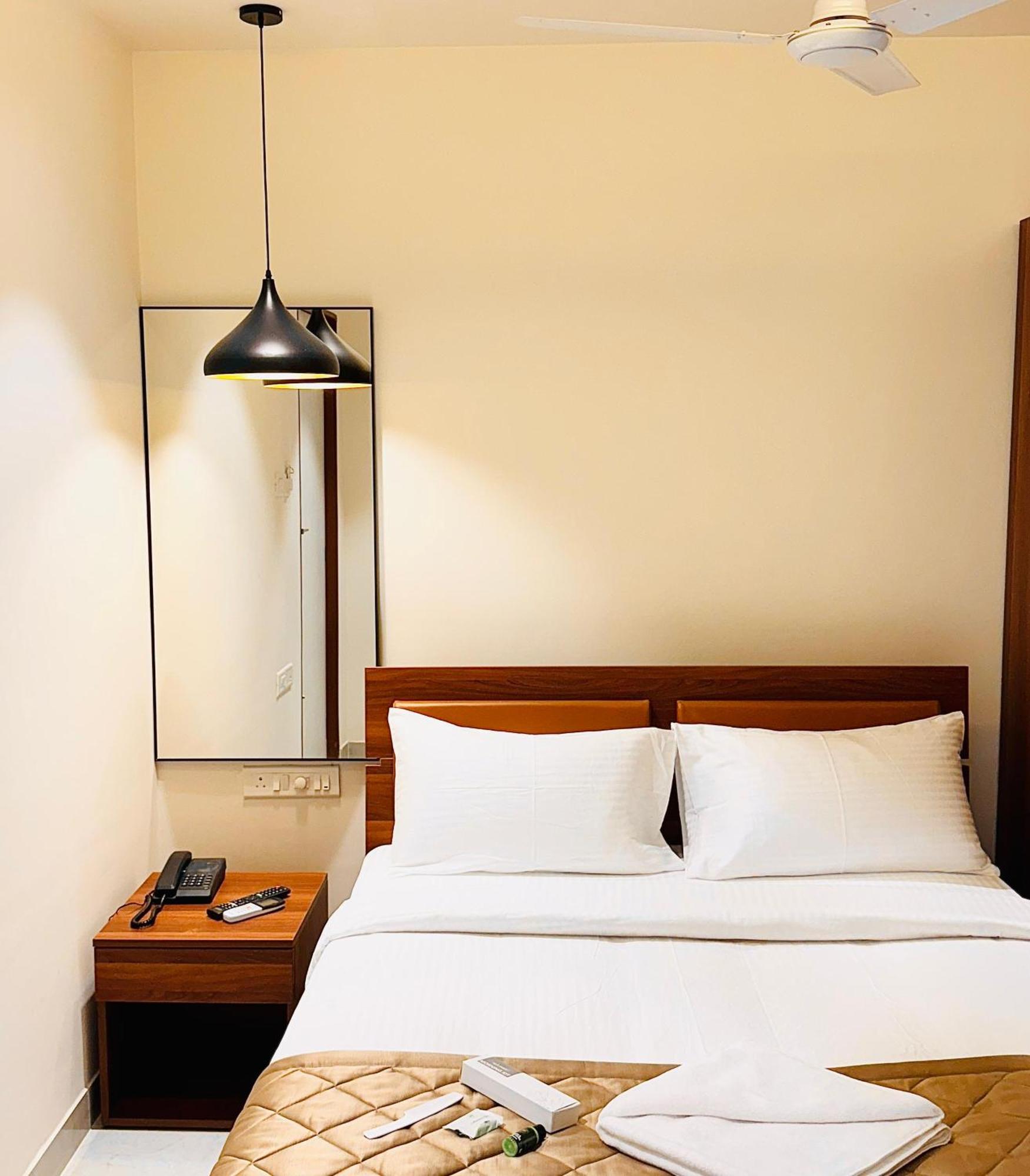 Hotel Star Avenue - Indiranagar بنغالور المظهر الخارجي الصورة